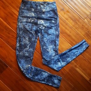 Under Armour heatgear compression tights